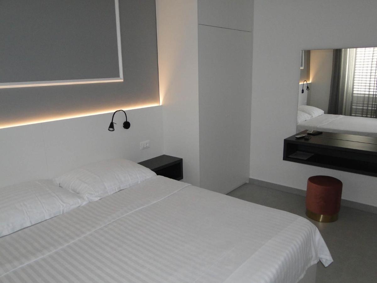 Rooms Tepli Bok Primošten Esterno foto